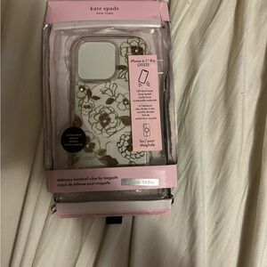 Kate Spade I phone 14 pro case.